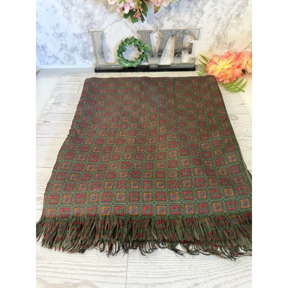 Vtg Scarf Two Sided Reversible Silk Wool Green Paisley Fringe Unisex 50